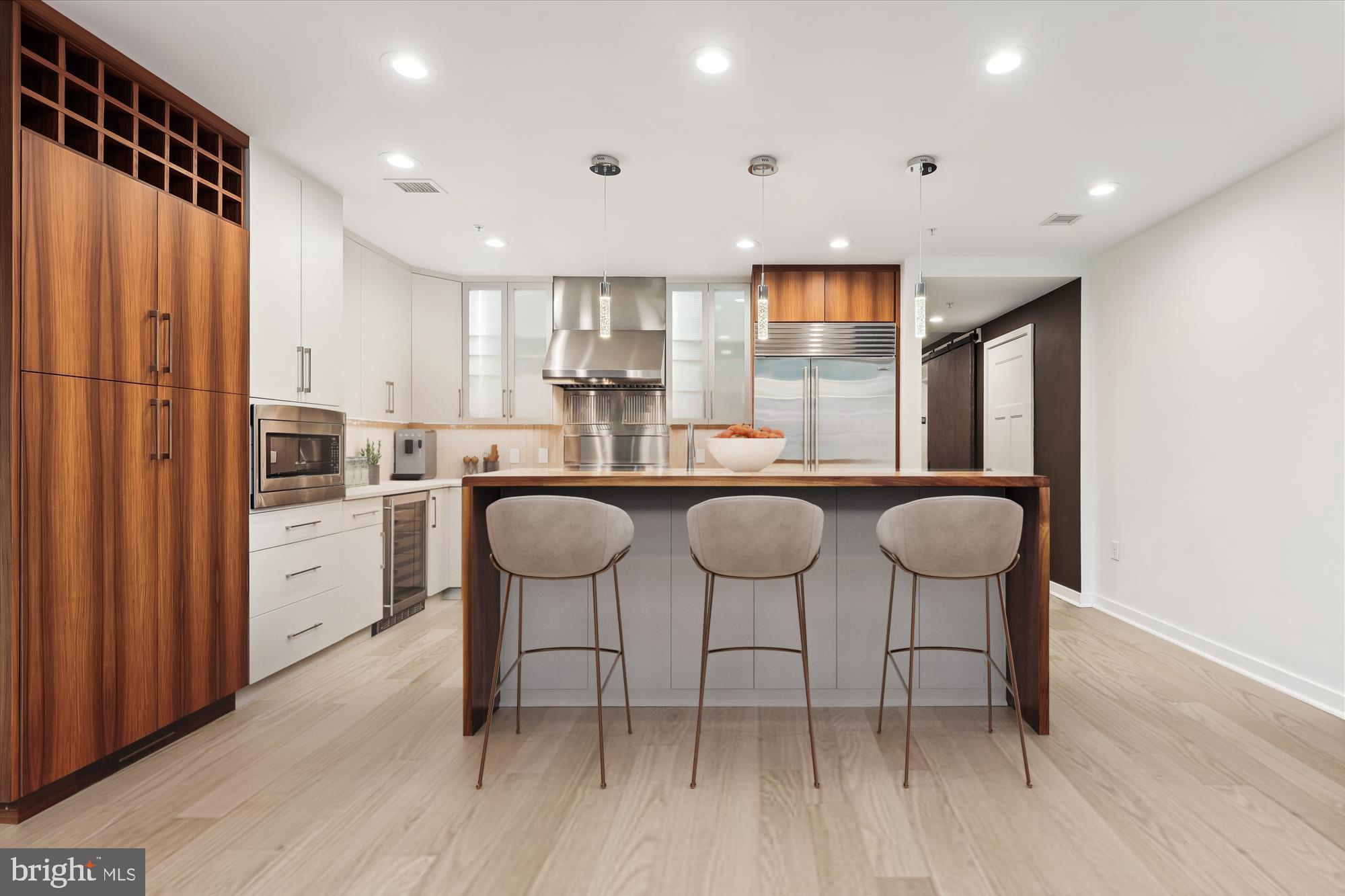 1610 N QUEEN STREET 247-D