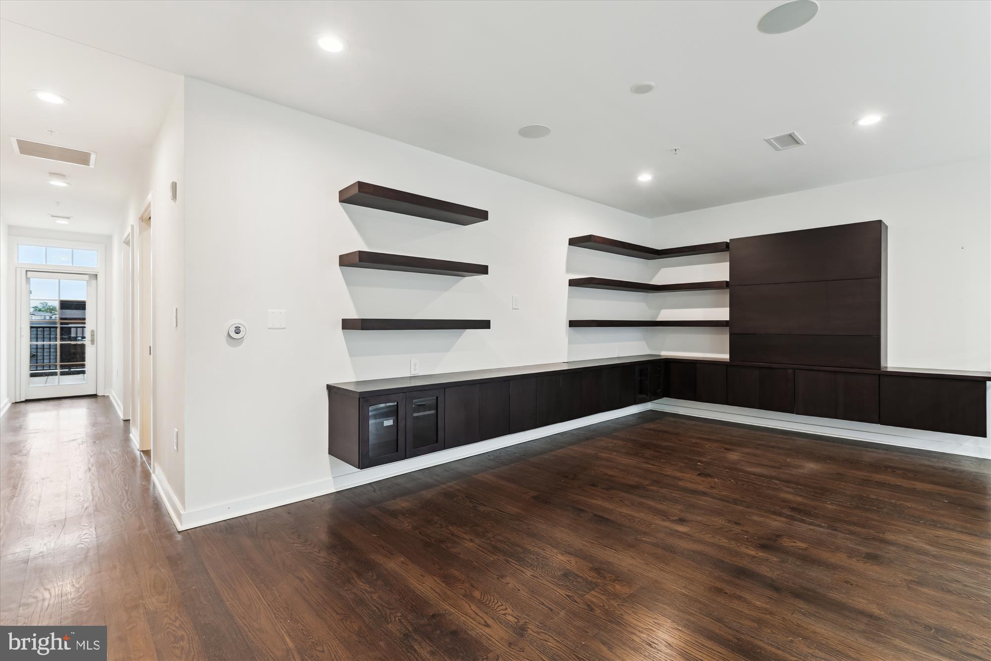 GASLIGHT SQUARE - Residential