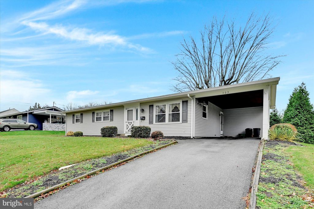 Photo of 103 SYCAMORE RD, EPHRATA, PA 17522 (MLS # PALA2028314)