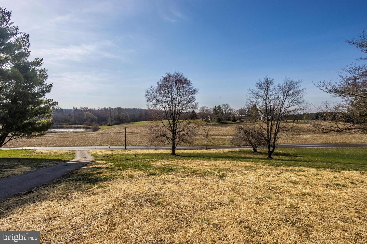2014 E MAYBERRY ROAD