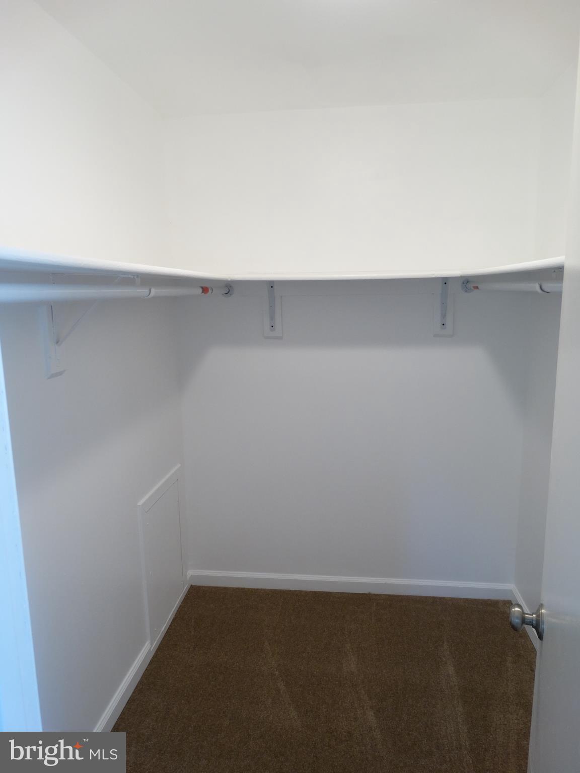 JEFFERSON MEWS - Residential