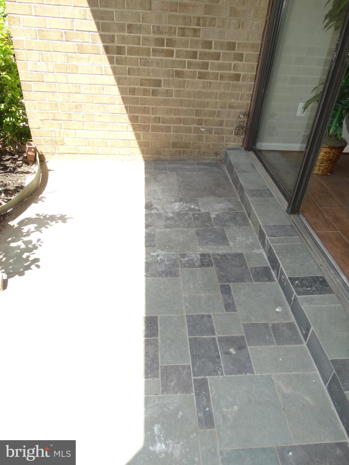 JEFFERSON MEWS - Residential