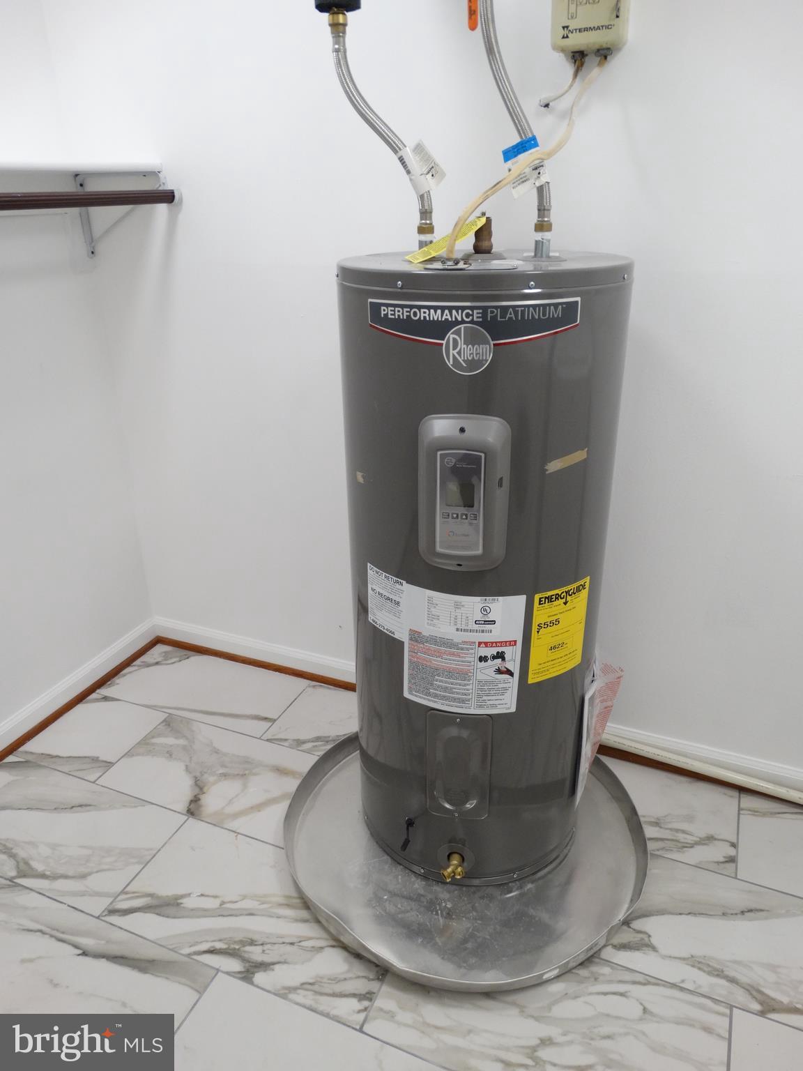 JEFFERSON MEWS - Residential