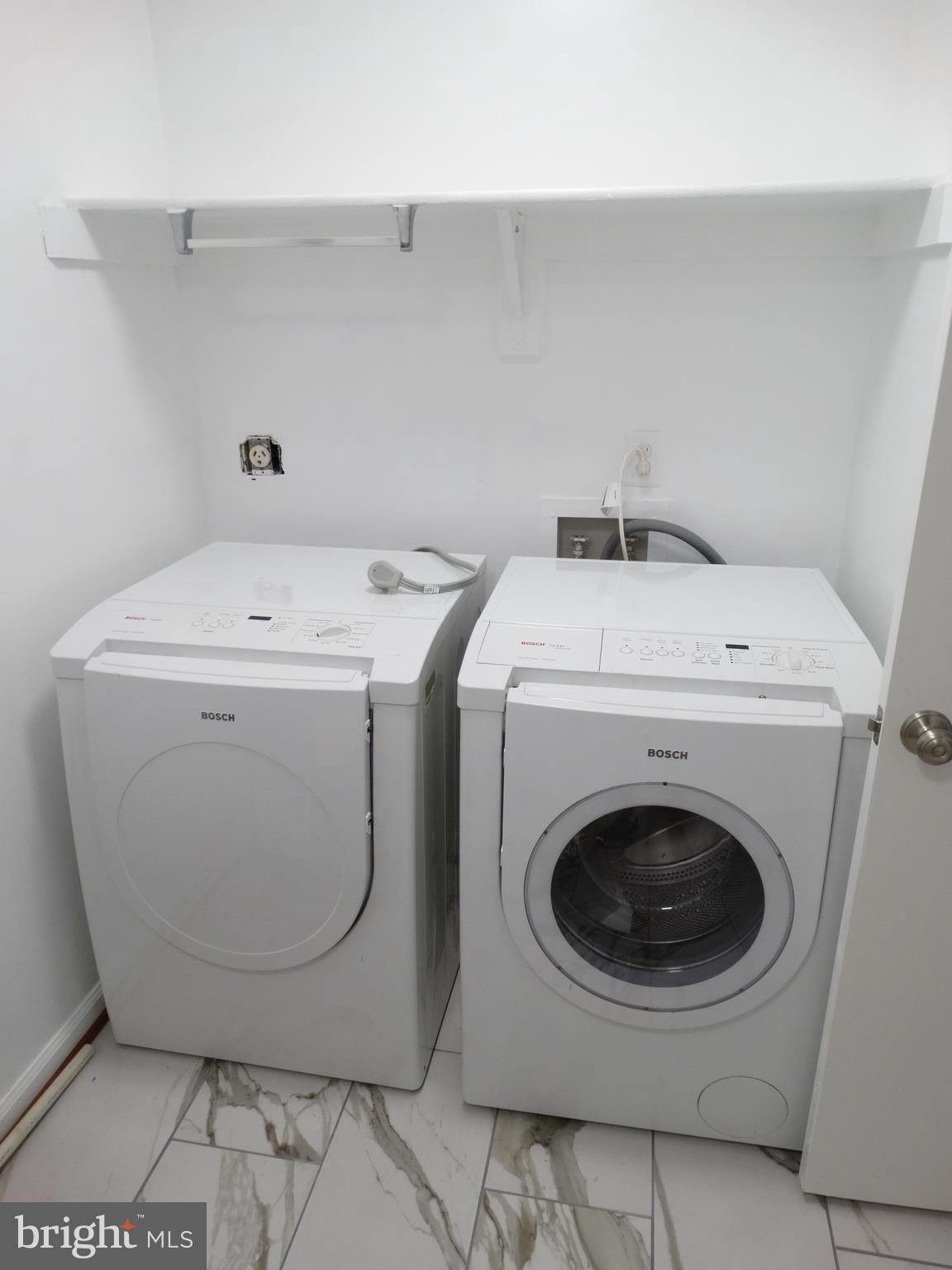 JEFFERSON MEWS - Residential