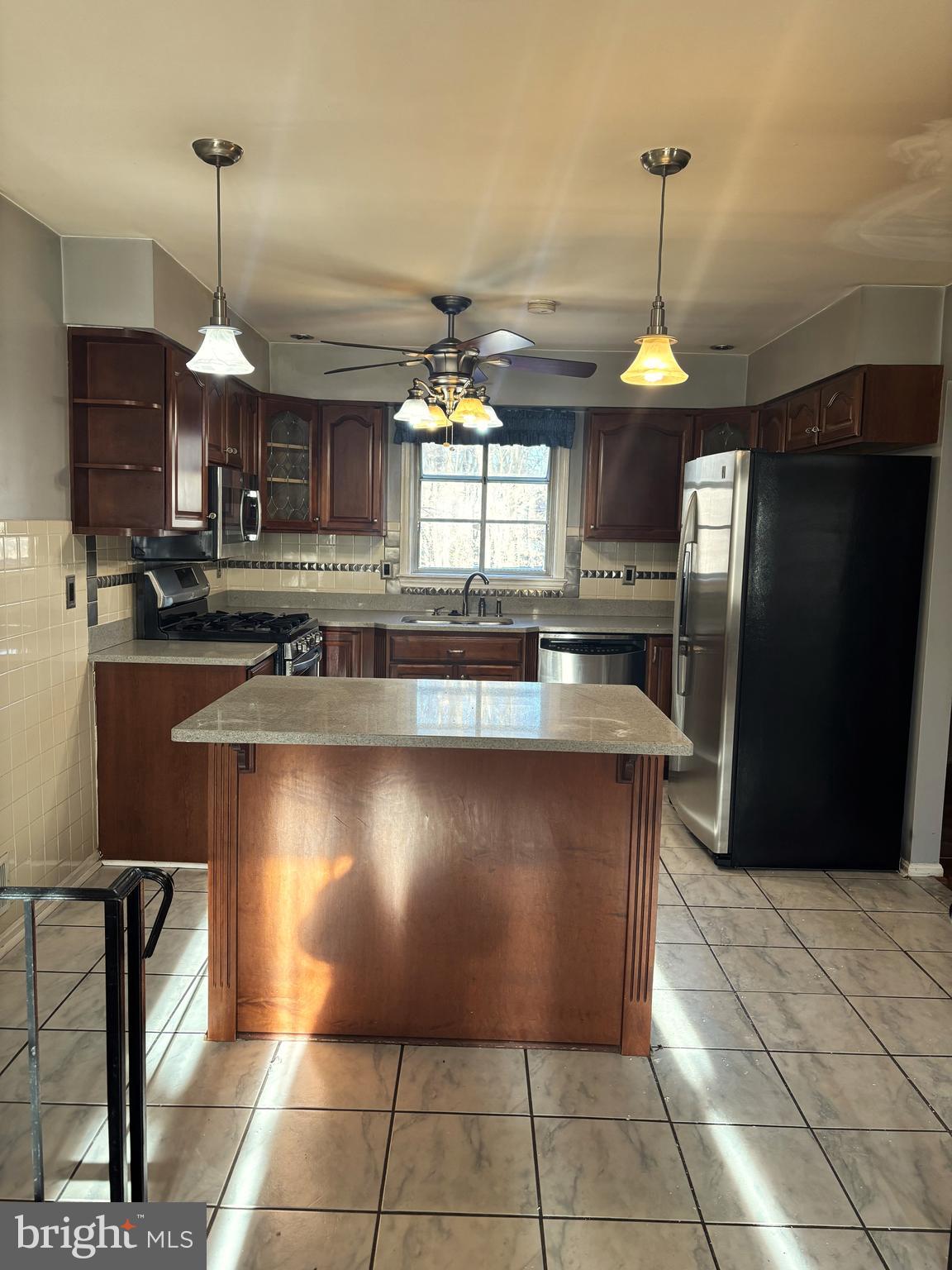 NORTH BARNABY - Residential