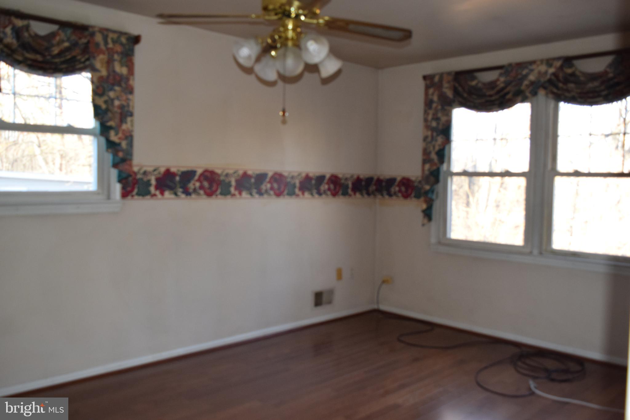 NORTH BARNABY - Residential