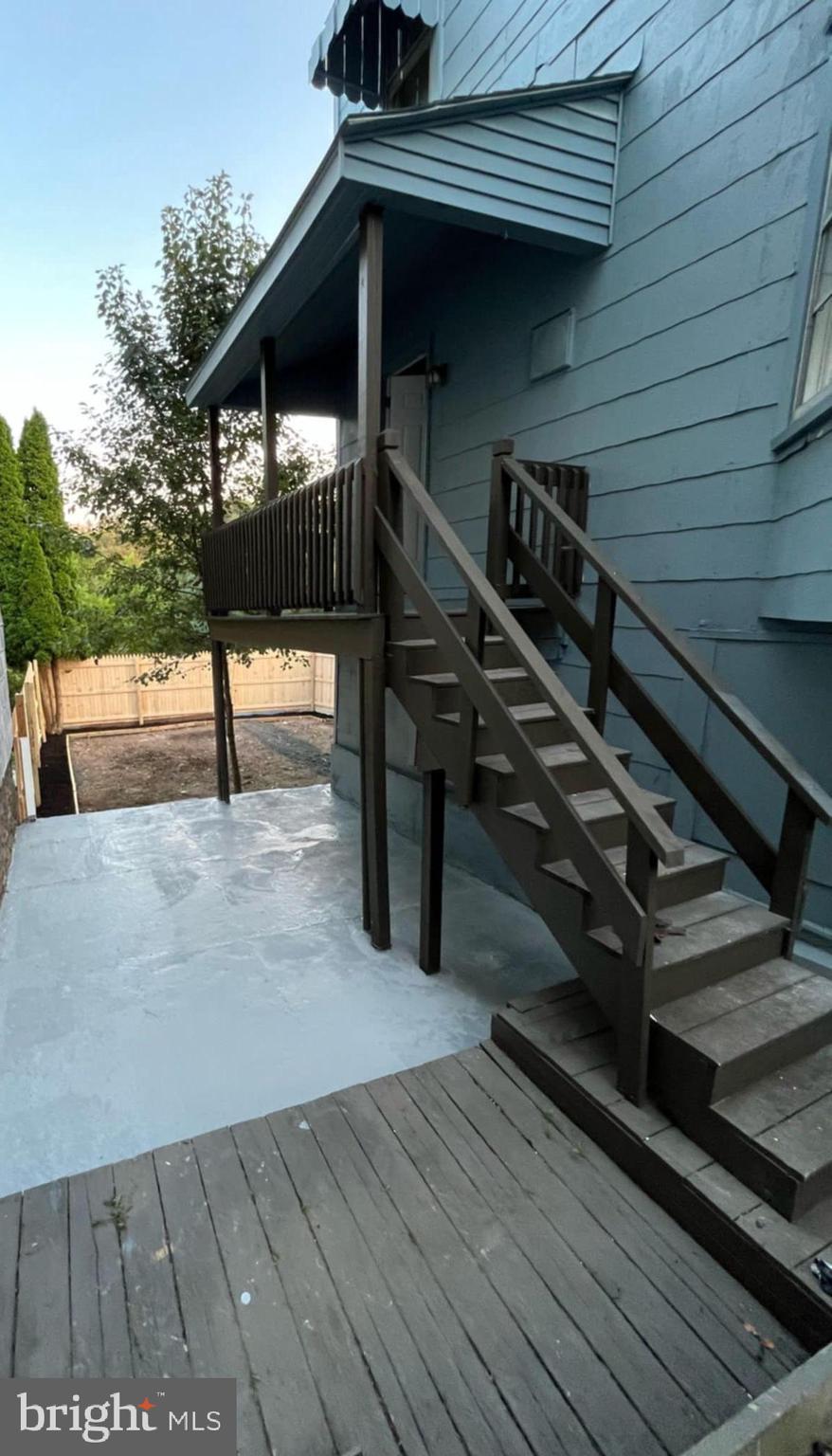 229 W WALLACE STREET