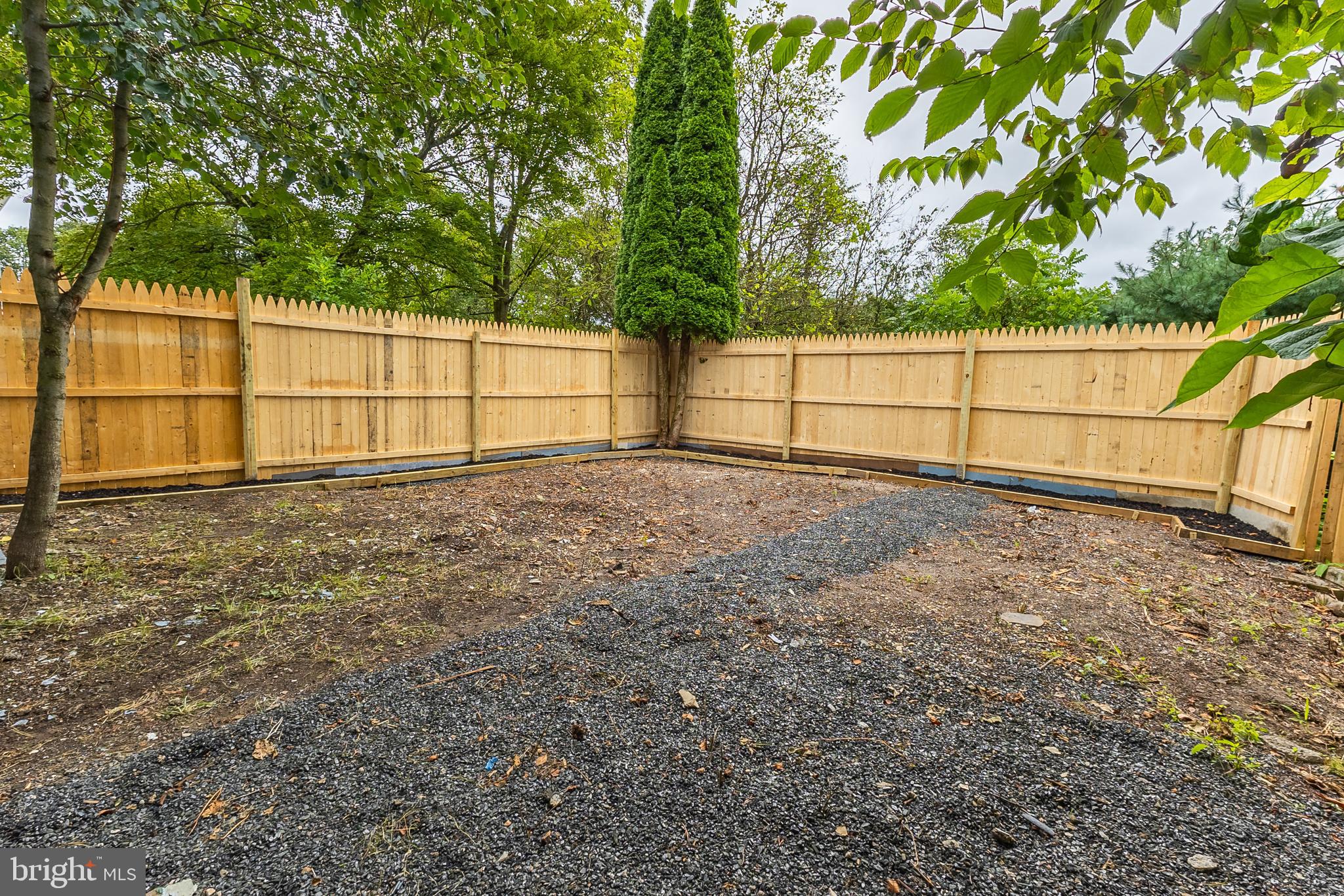 229 W WALLACE STREET