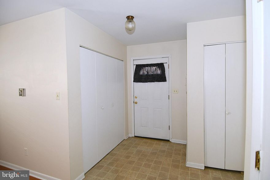 One bedroom, one bathroom apartment, with a kitchen - Bright, sunny. Quiet building to live in. Parking is around back.  Easy walk to downtown. Owners pay water, sewer, trash. Located on 2nd floor of the building. No pets, no smoking. Federal fair housing laws apply.