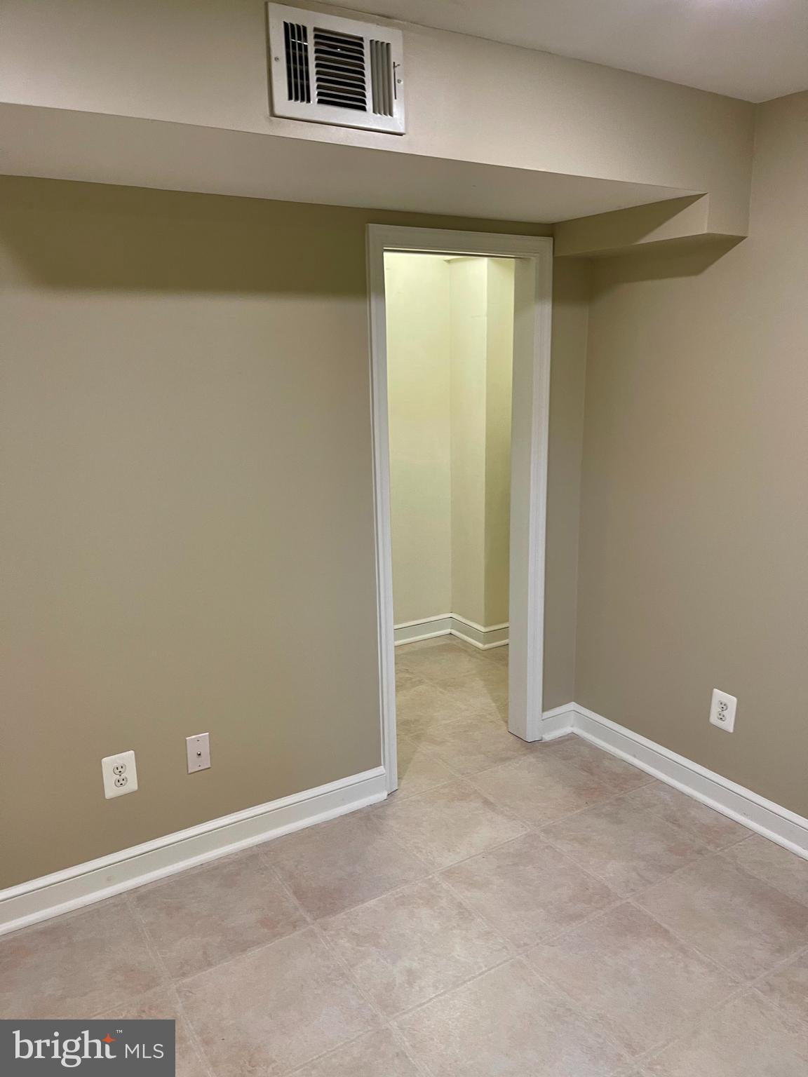 CHURCH COURTS - Residential Lease