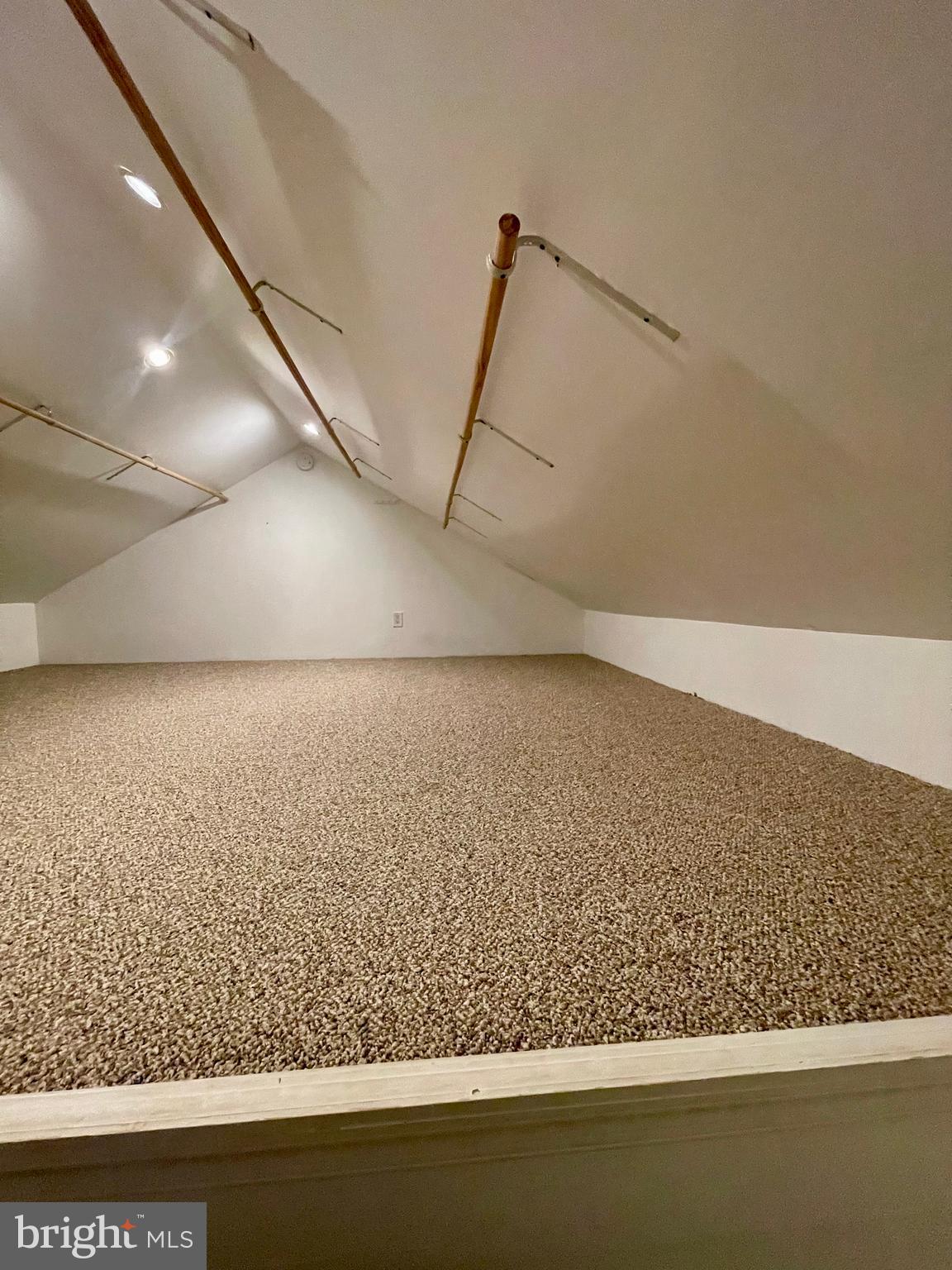 CHURCH COURTS - Residential Lease