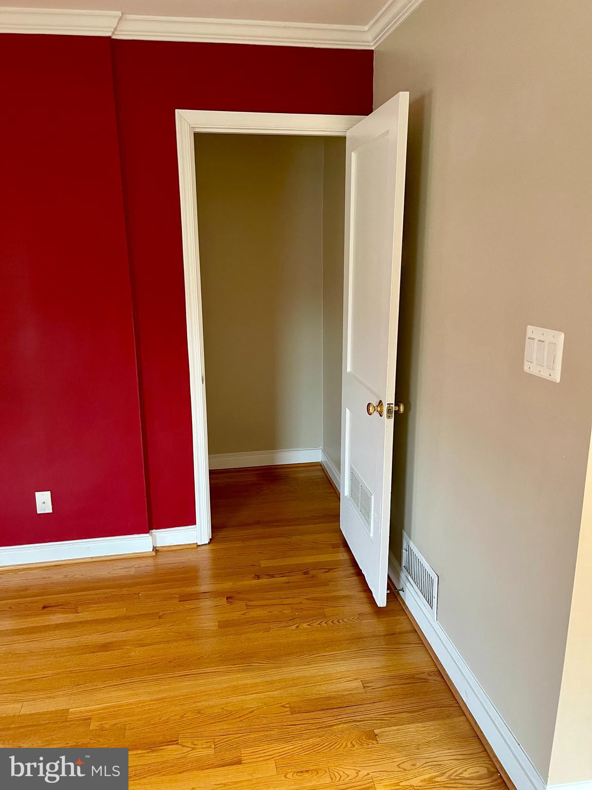 CHURCH COURTS - Residential Lease