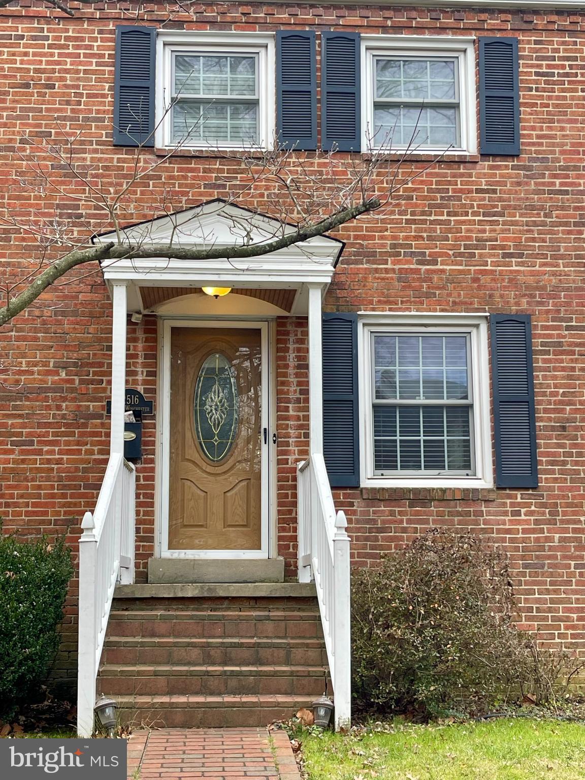 CHURCH COURTS - Residential Lease