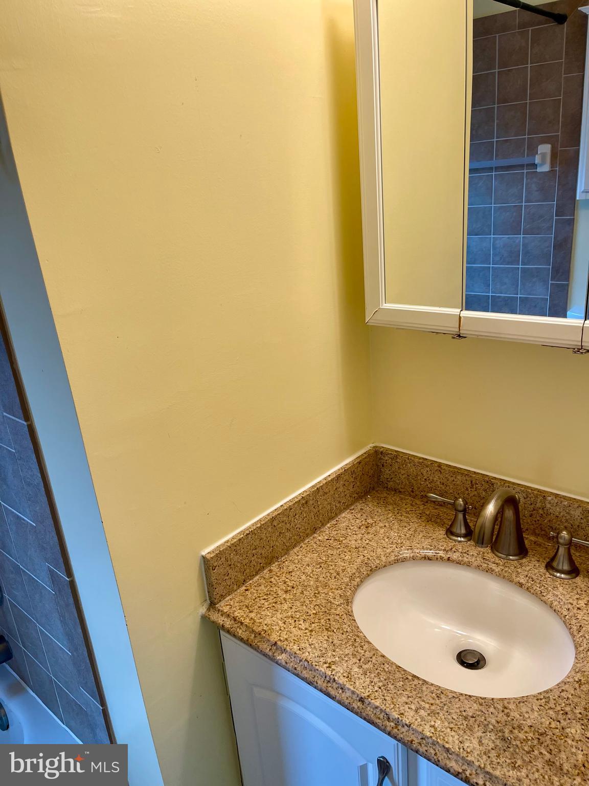 CHURCH COURTS - Residential Lease