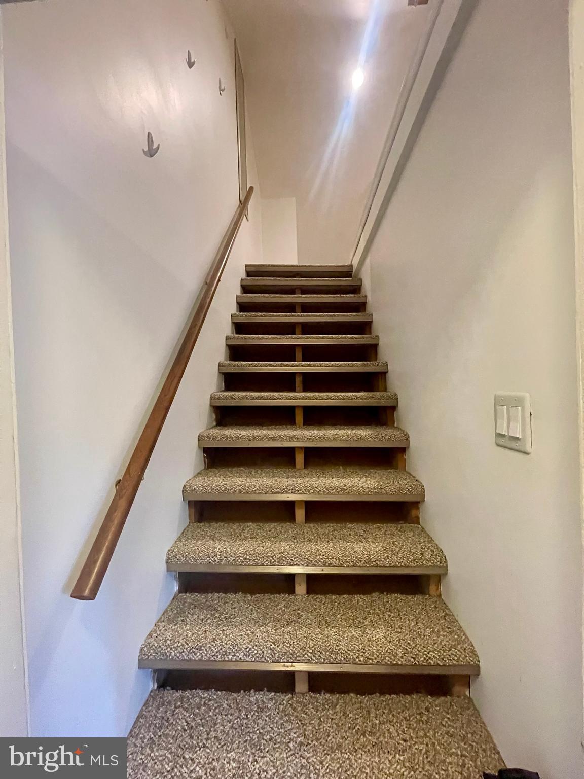 CHURCH COURTS - Residential Lease