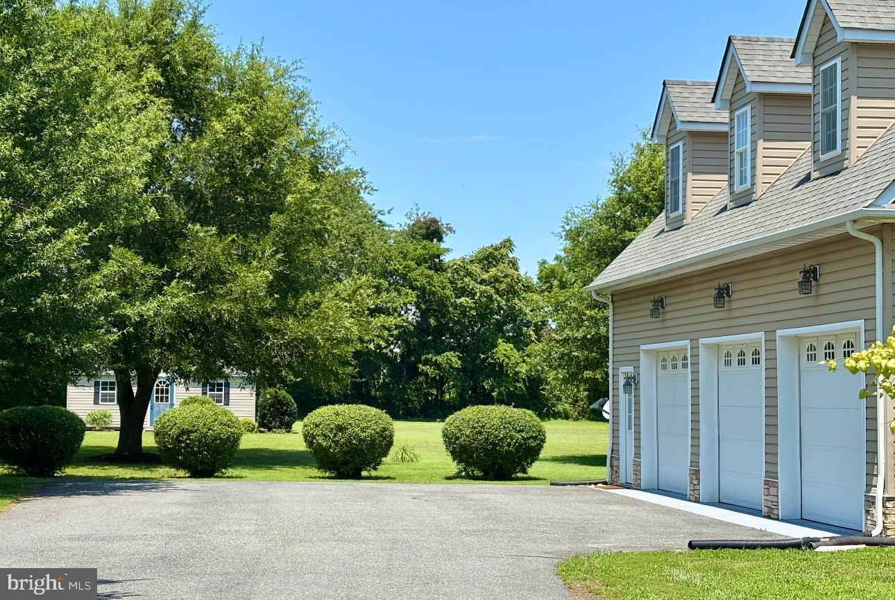 115 MATTHEWS COVE DRIVE