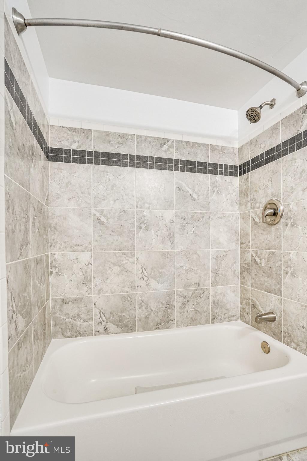 SHADOWOOD - Residential