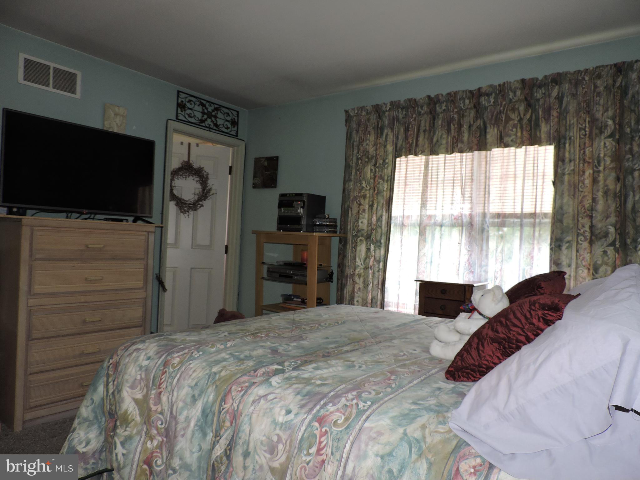 WOODLAWN VILLAGE - Residential