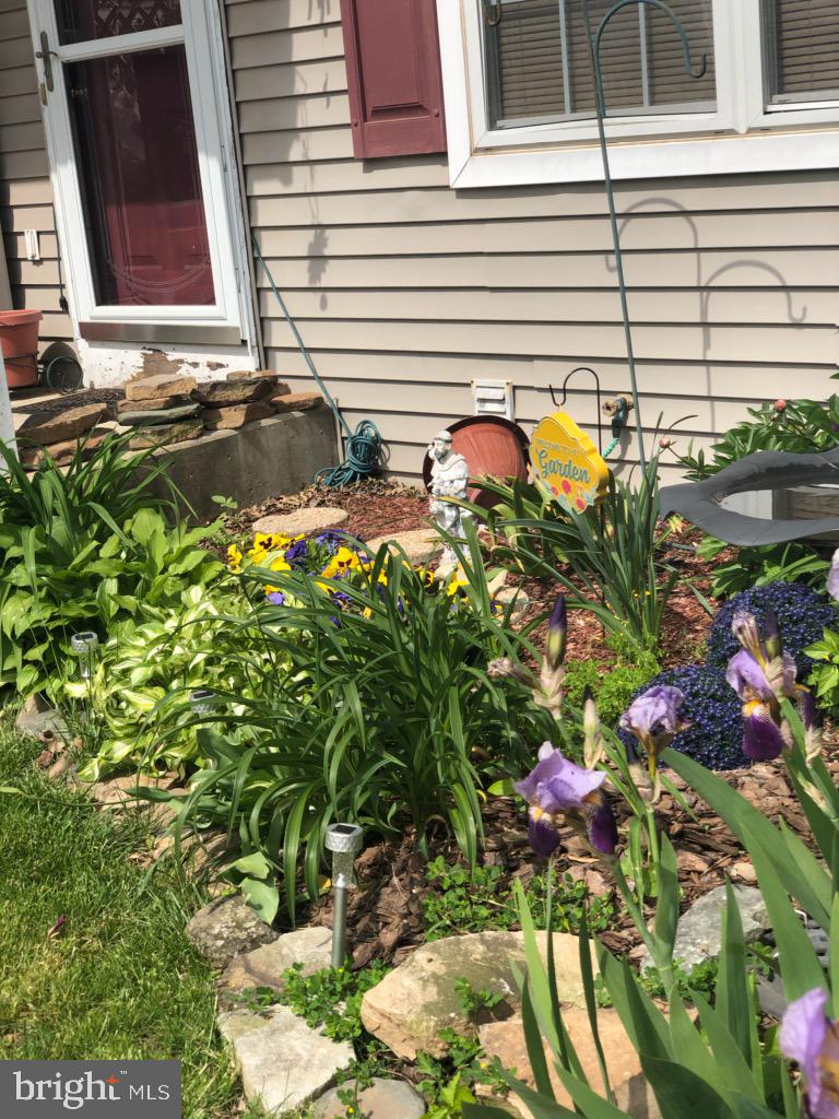 WOODLAWN VILLAGE - Residential