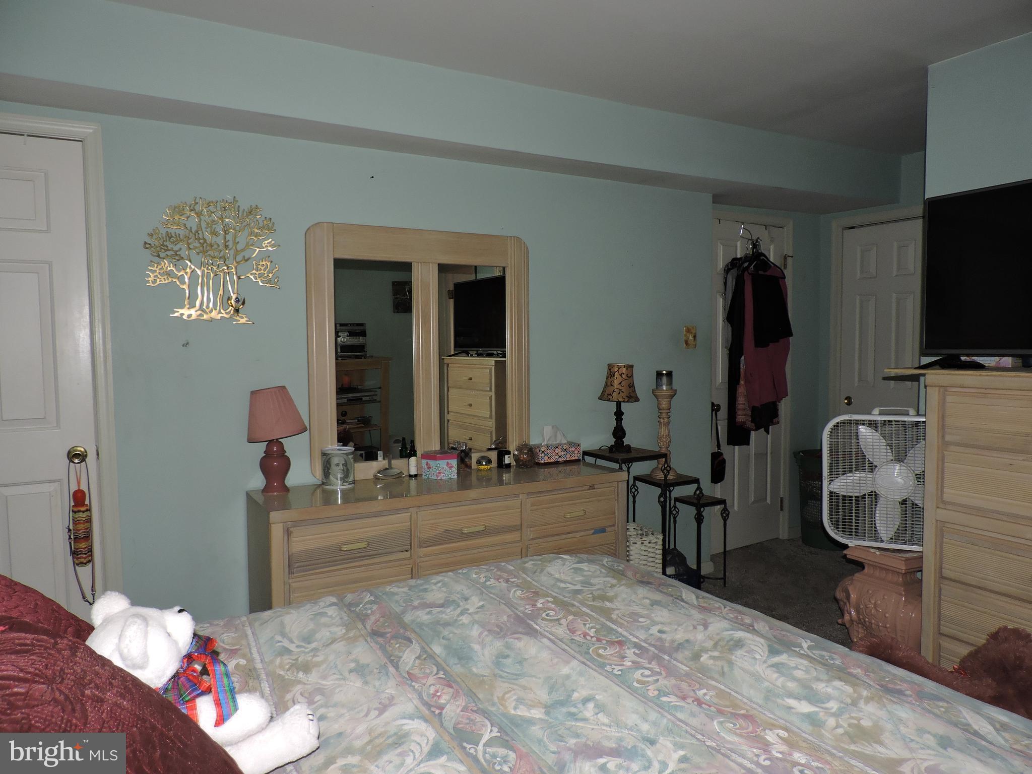 WOODLAWN VILLAGE - Residential