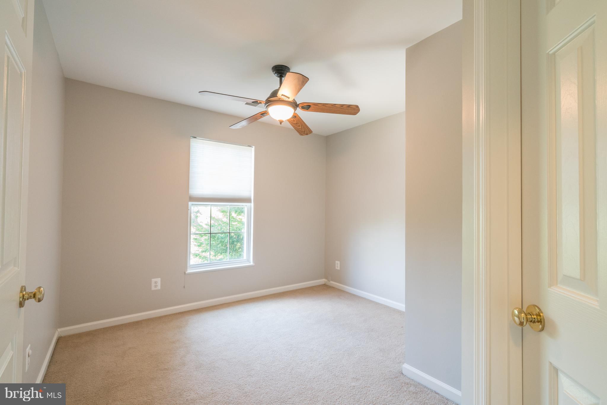 RIVER OAKS - Residential