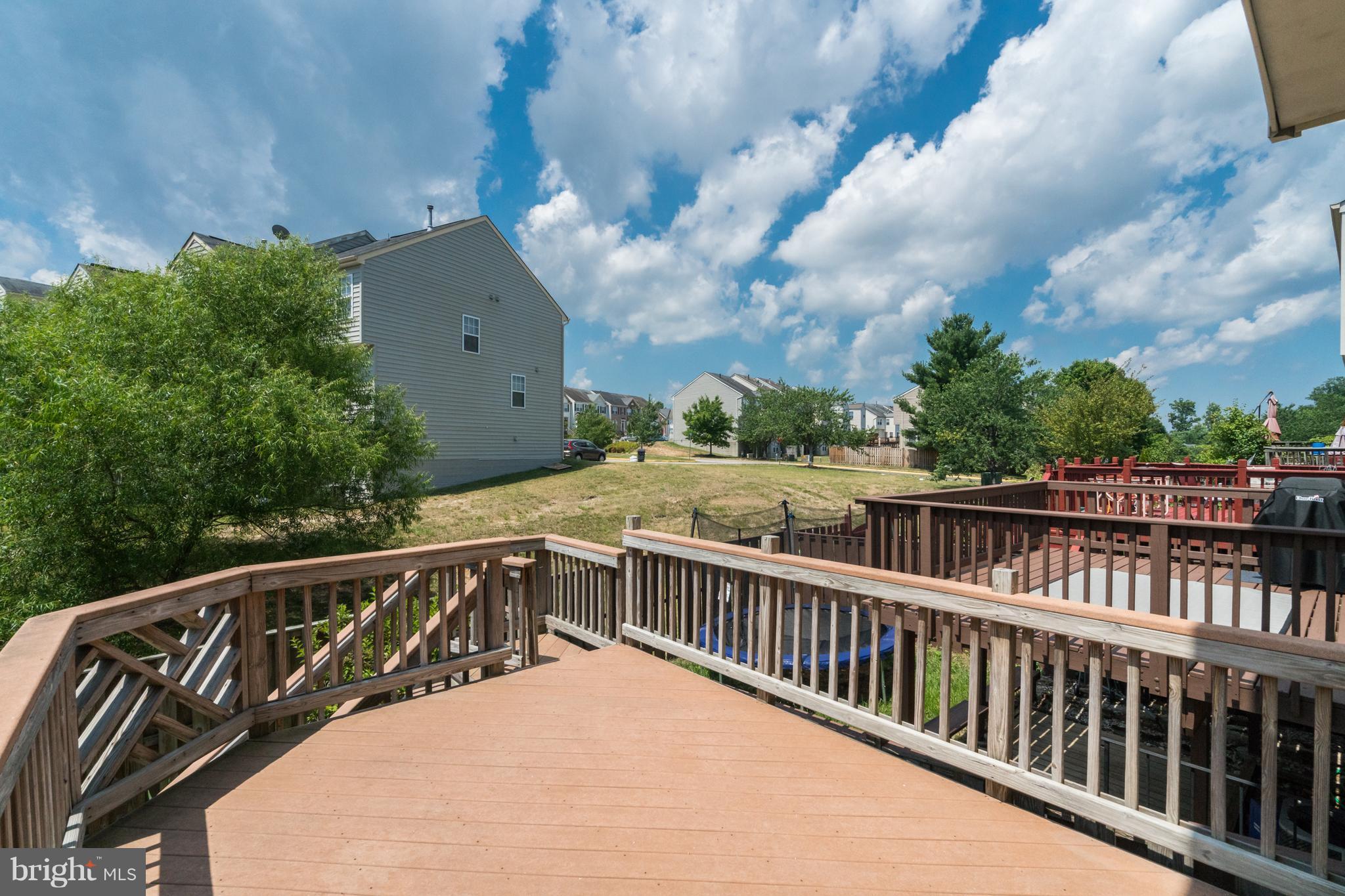 RIVER OAKS - Residential