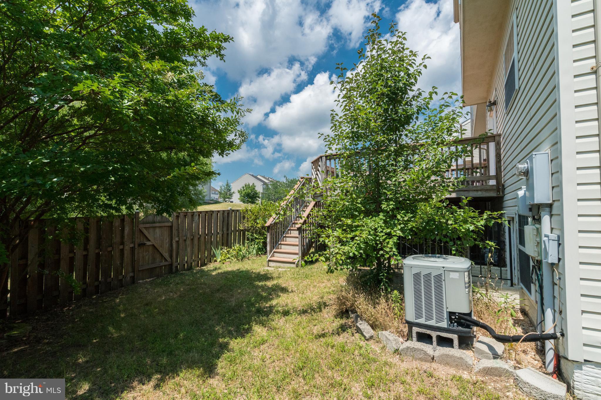 RIVER OAKS - Residential