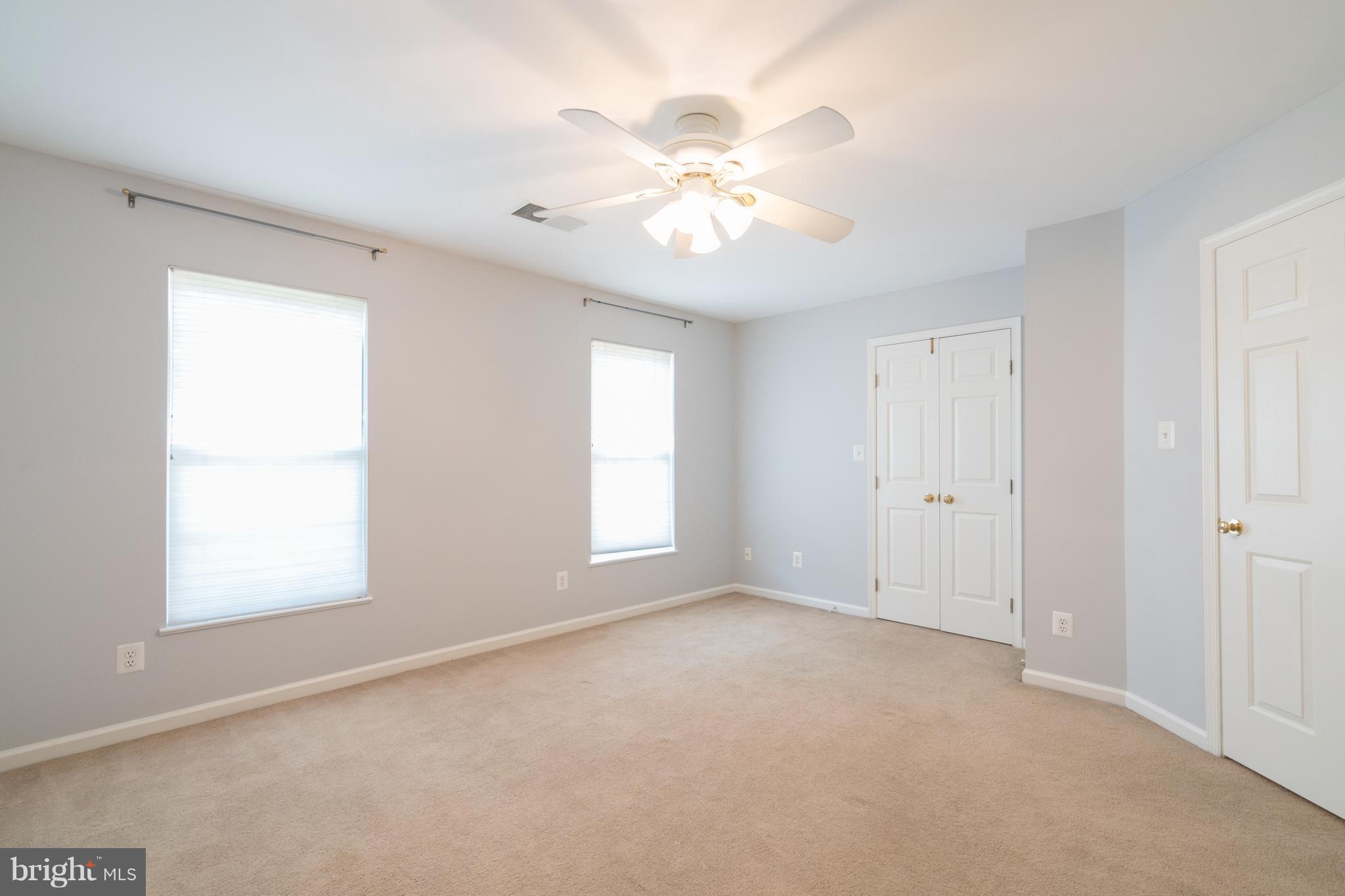 RIVER OAKS - Residential