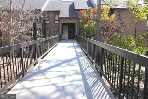 Property photo of 44759 Woodlake Court 6c, California, MD 20619