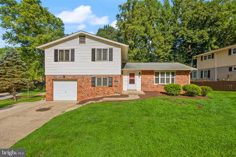 Photo of 5024 Wheatstone Drive, FAIRFAX, VA 22032 (MLS # VAFX2337242)