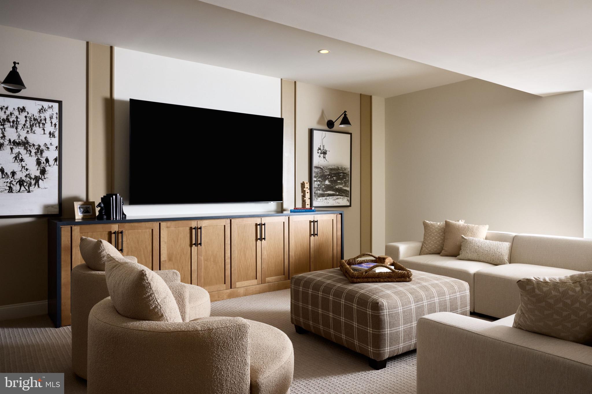 TARLETON ESTATES - Residential