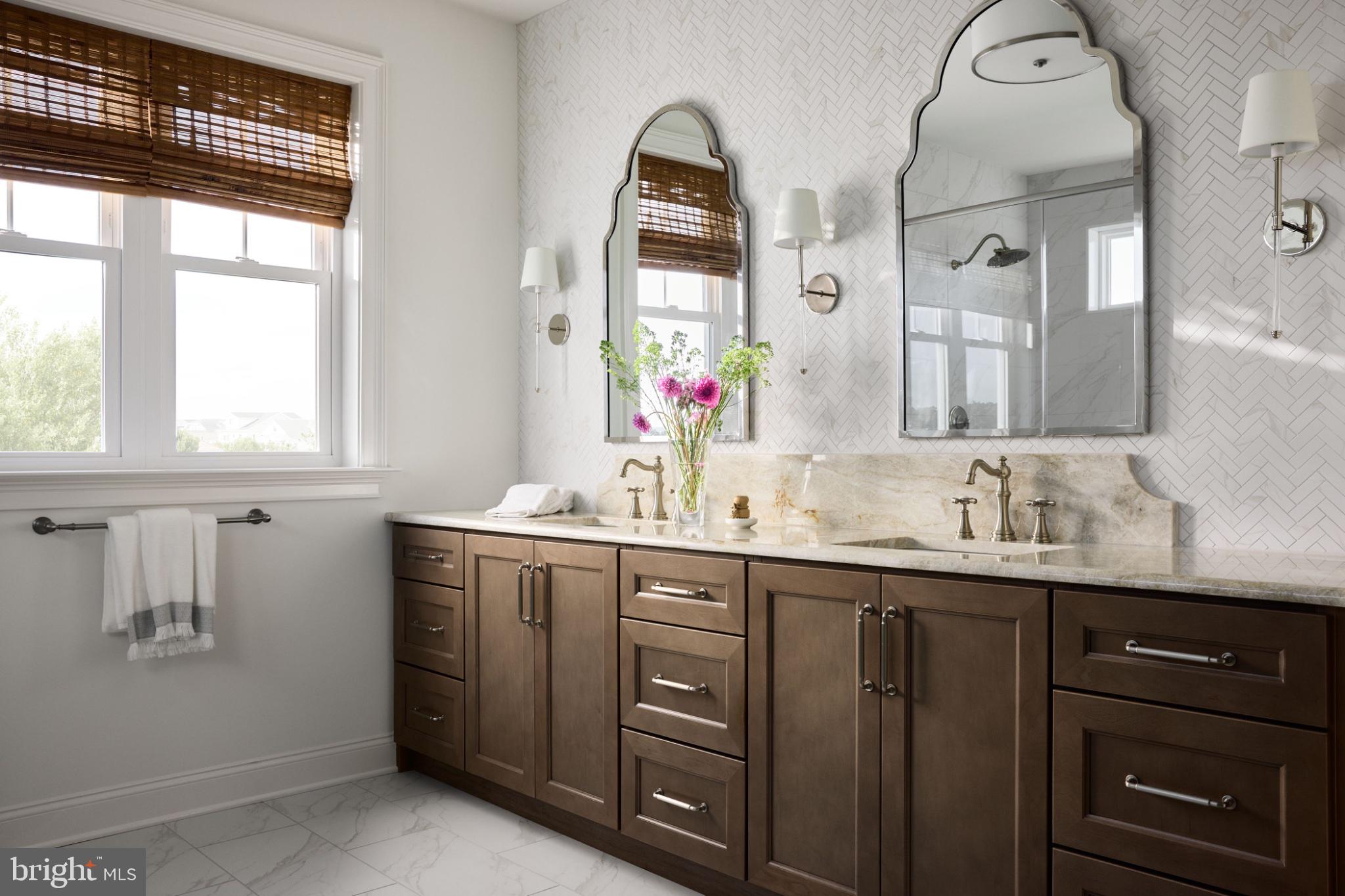 TARLETON ESTATES - Residential