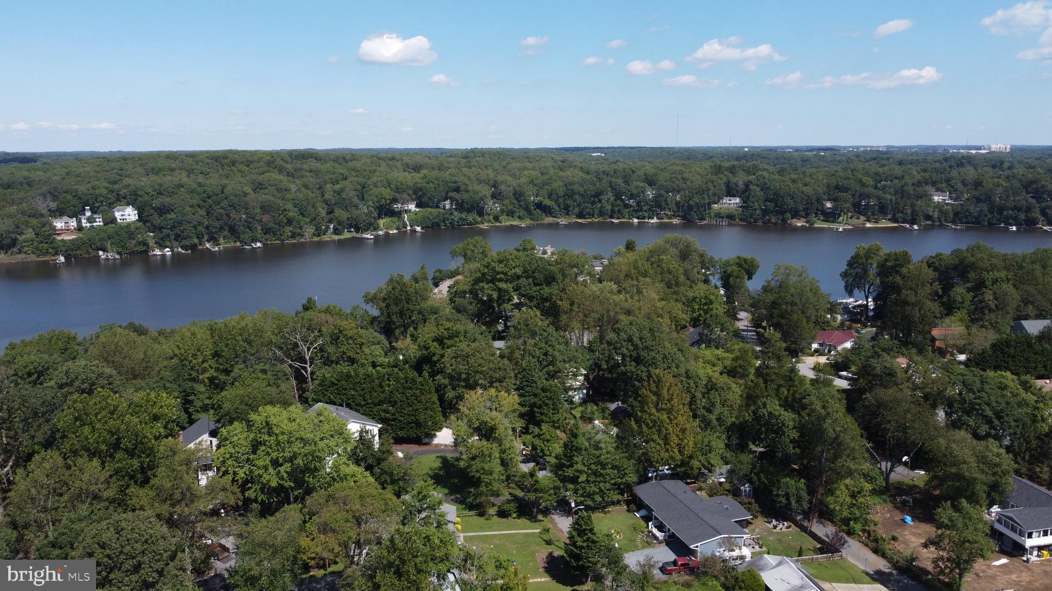 PORT ISLE - Residential