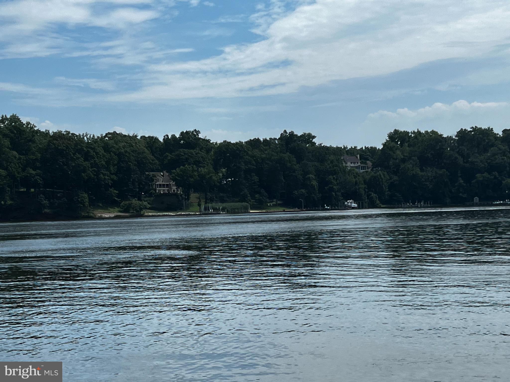 PORT ISLE - Residential