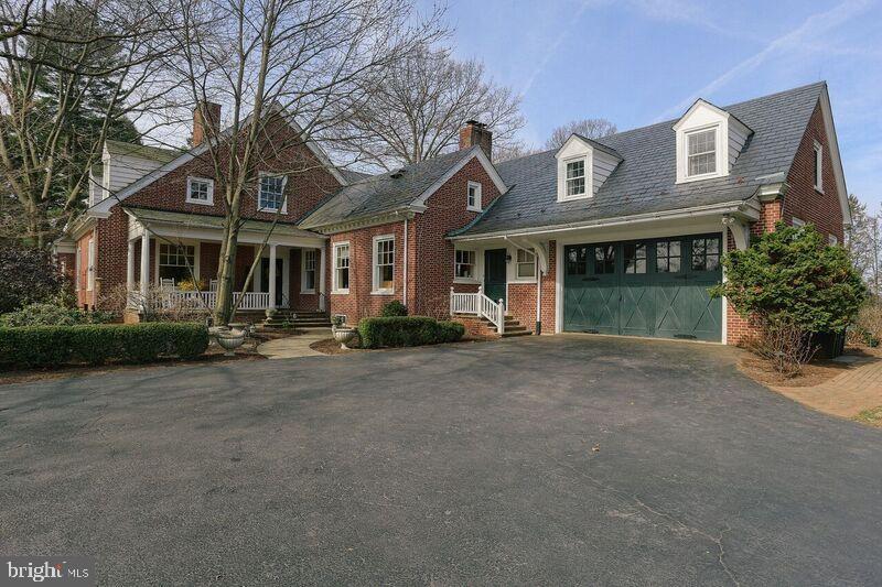 MILLERSVILLE - Residential