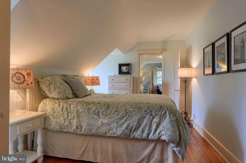 MILLERSVILLE - Residential