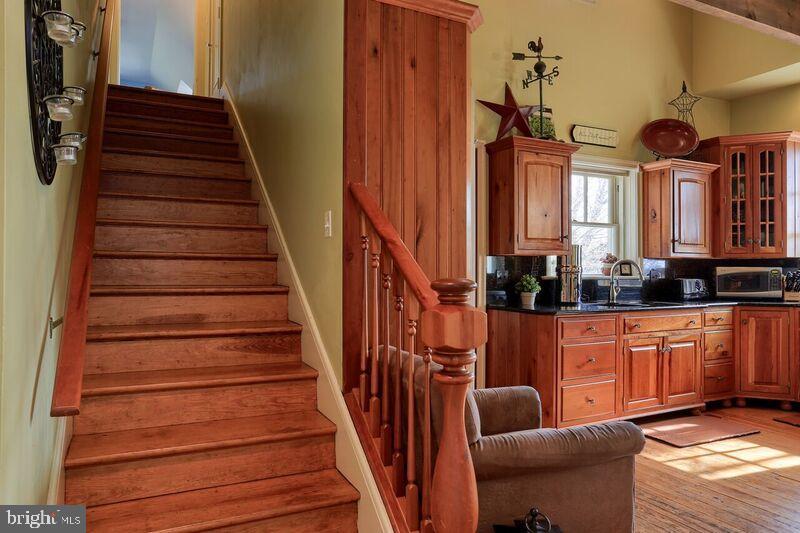 MILLERSVILLE - Residential