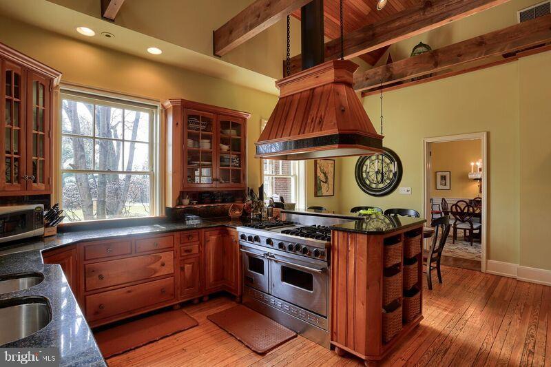 MILLERSVILLE - Residential