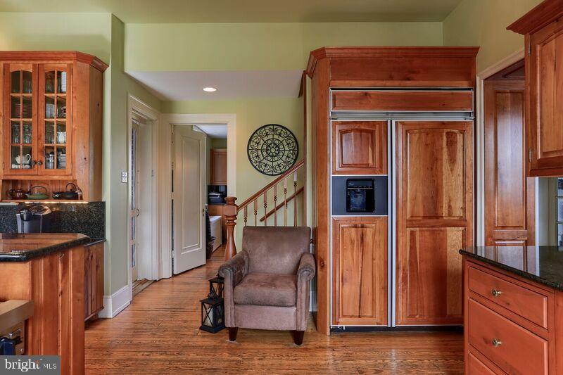 MILLERSVILLE - Residential