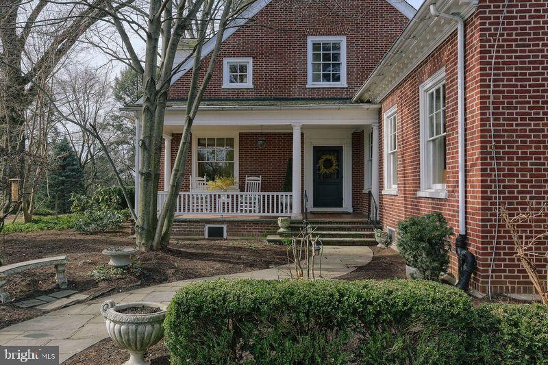 MILLERSVILLE - Residential