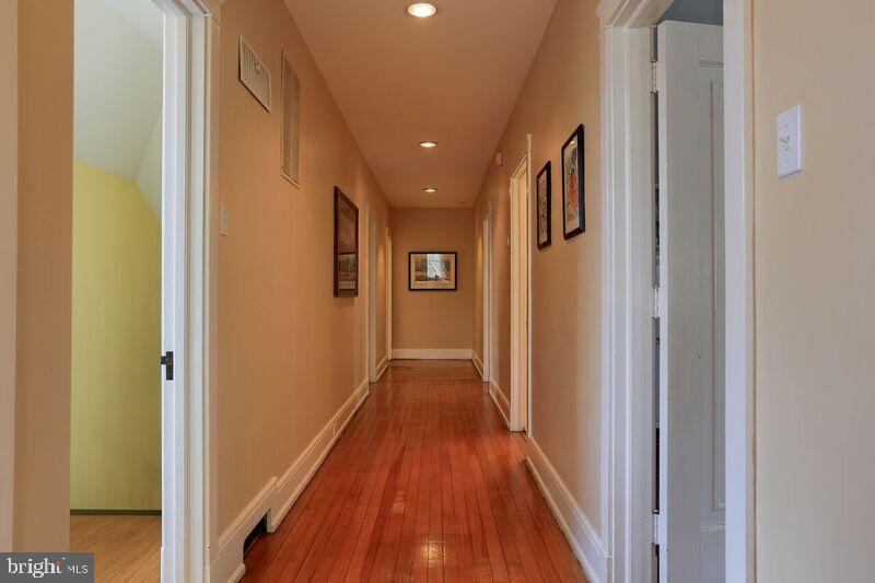 MILLERSVILLE - Residential