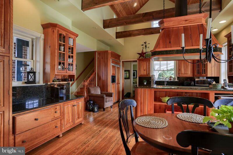 MILLERSVILLE - Residential