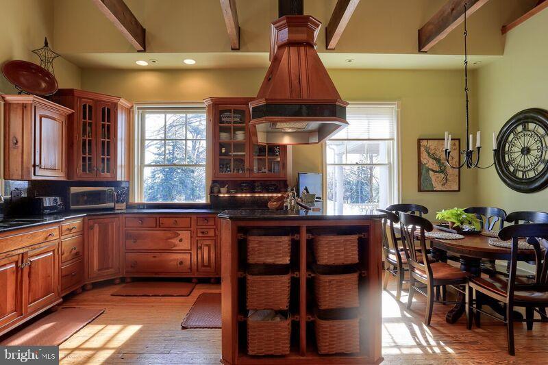 MILLERSVILLE - Residential