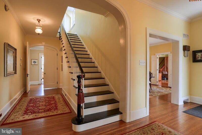 MILLERSVILLE - Residential