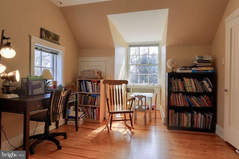 MILLERSVILLE - Residential