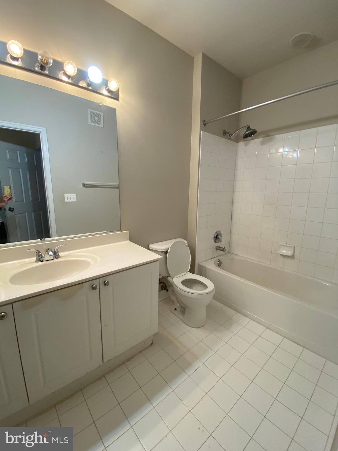 ACADIA - Residential Lease