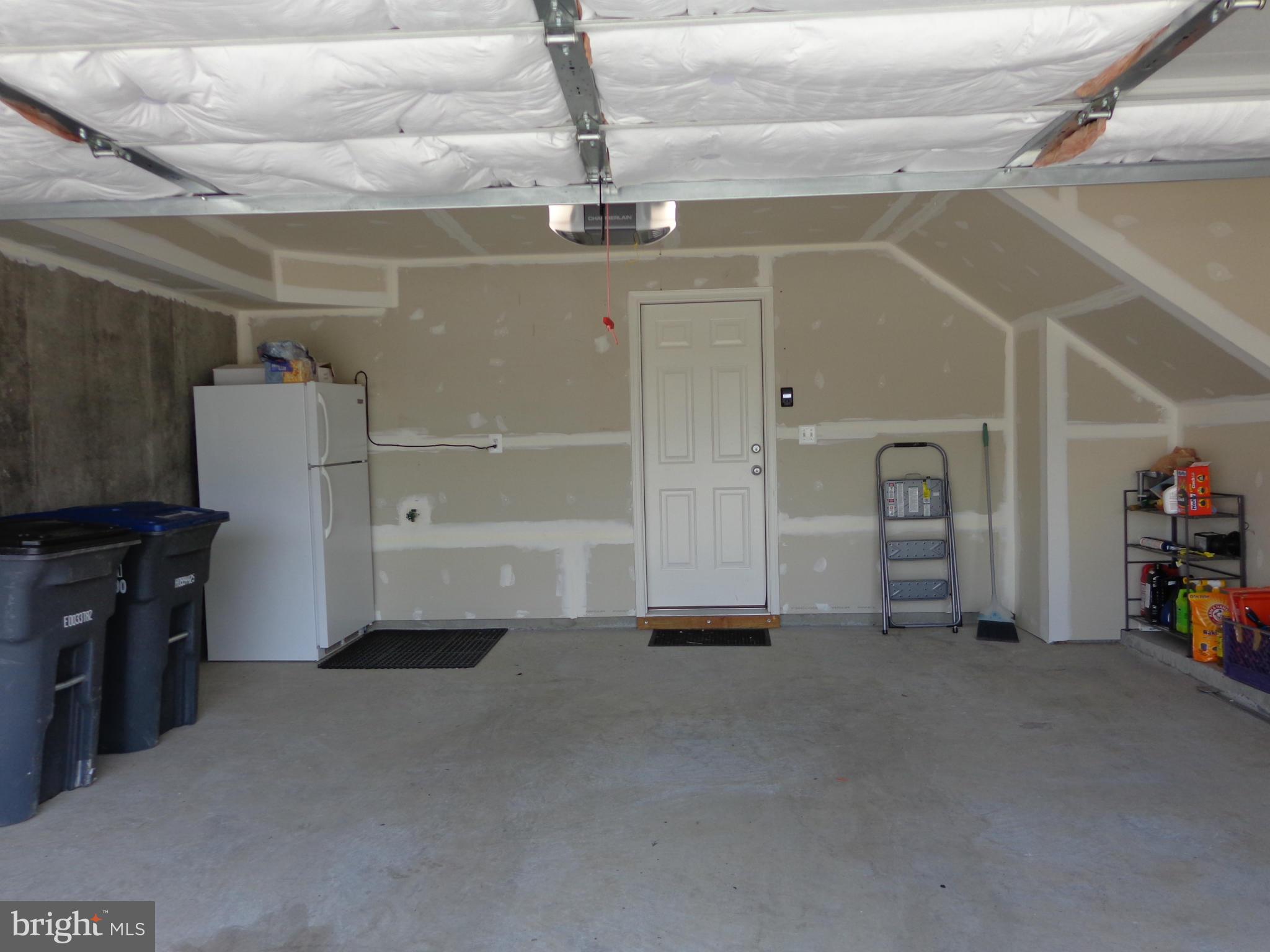 STRATSHIRE CROSSING - Residential