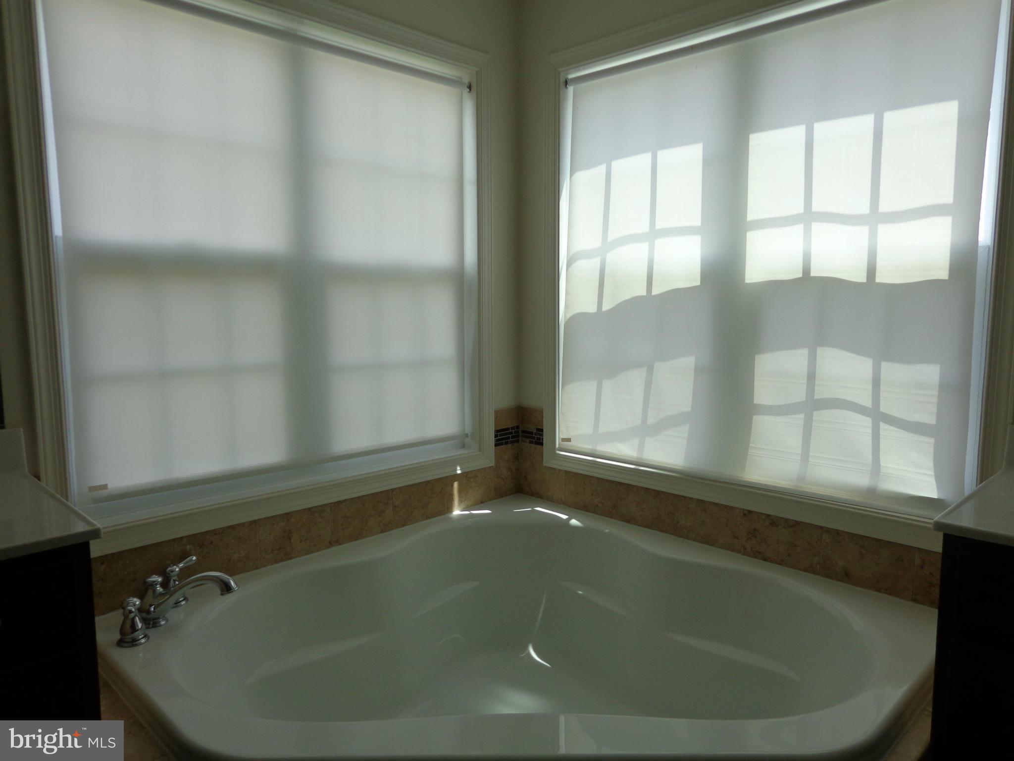 STRATSHIRE CROSSING - Residential