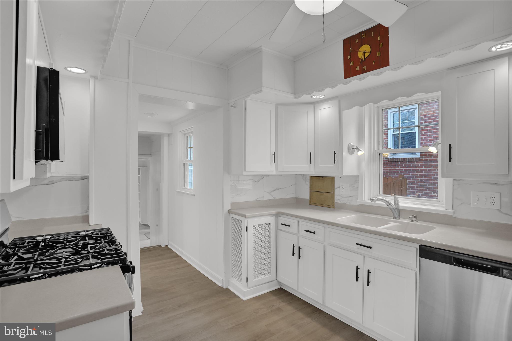 SHILLINGTON - Residential