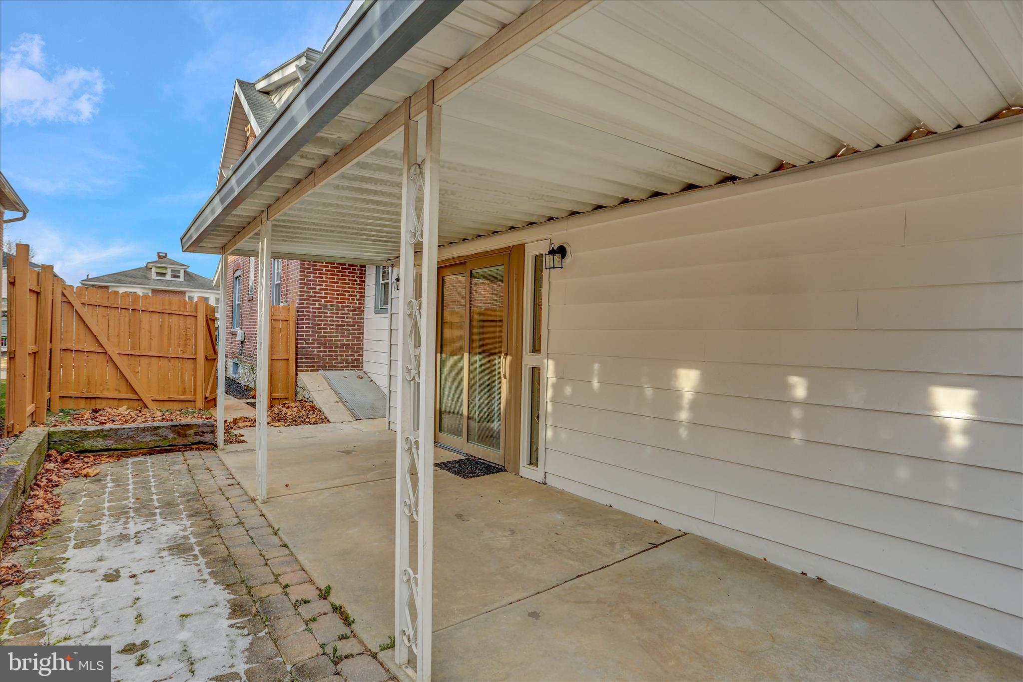 SHILLINGTON - Residential